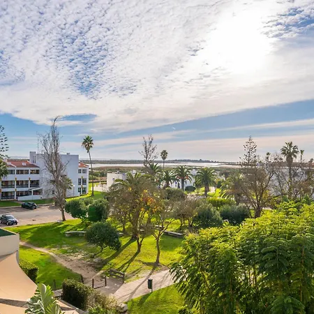 Golden Floor Ocean View Pools & Access Apartamento