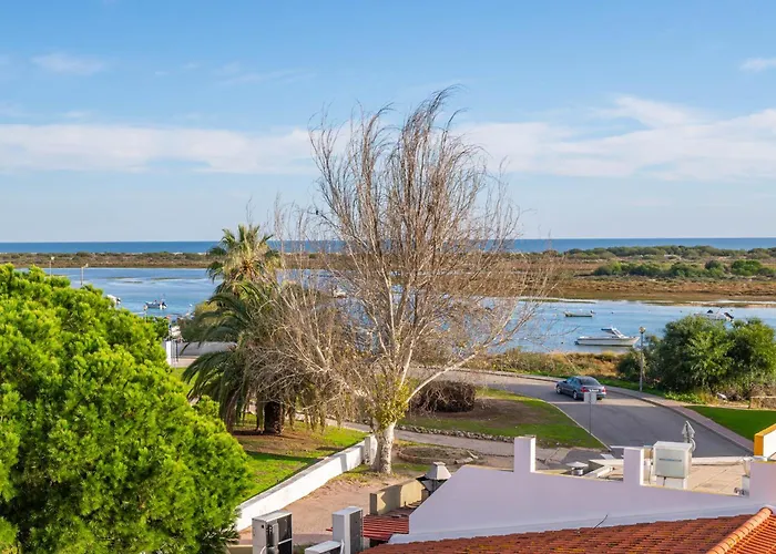 Golden Floor Ocean View Pools & Access *